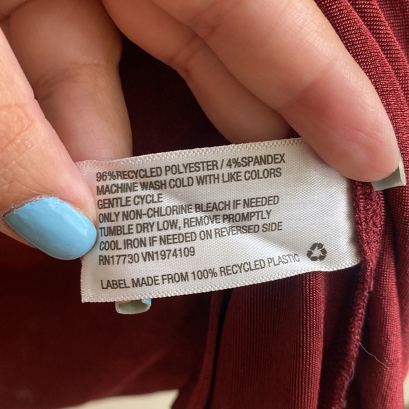 WILD FABLE Burgundy button down cinched dress - Picture 6 of 6